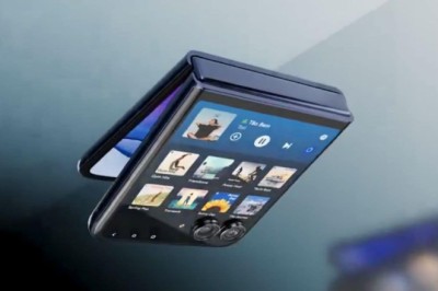 Motorola Razr 50 Ultra Yeni Renk Seçenekleri ve IPX8 Suya Dayanıklılık Özellikleriyle Geliyor